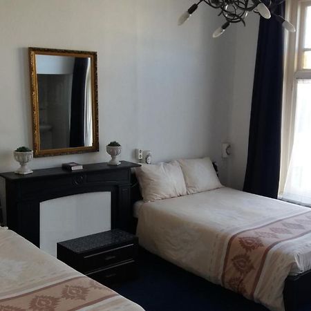 All-In Hotel 's-Hertogenbosch  ภายนอก รูปภาพ