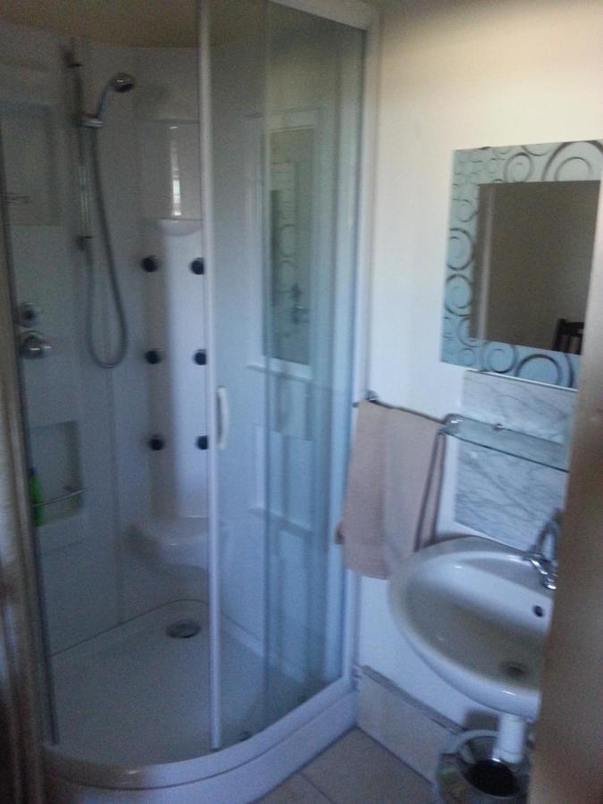 All-In Hotel 's-Hertogenbosch  ภายนอก รูปภาพ